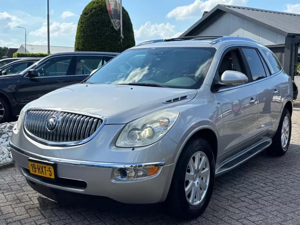 Buick Enclave (2008) — foto 1