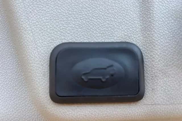 Buick Enclave (2008) thumbnail 14