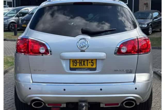 Buick Enclave (2008) thumbnail 7