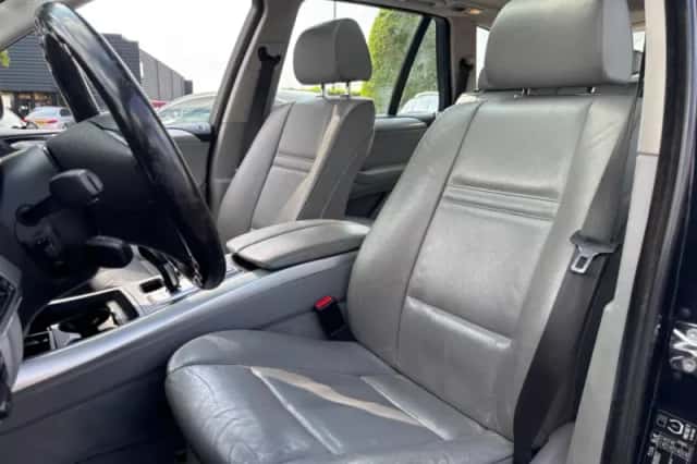 BMW X5 (2006) thumbnail 15