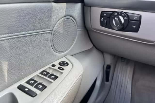 BMW X5 (2006) thumbnail 19