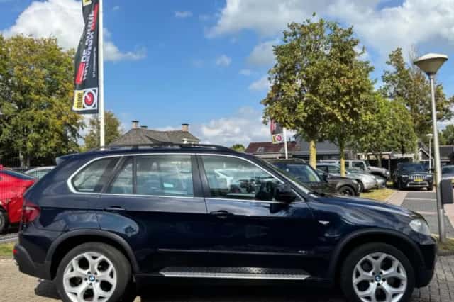 BMW X5 (2006) thumbnail 4