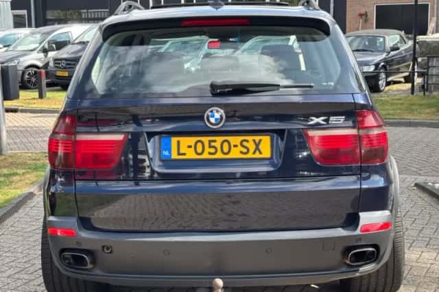 BMW X5 (2006) thumbnail 6