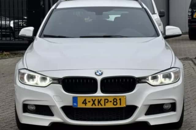 BMW 3-Serie (2014) thumbnail 2