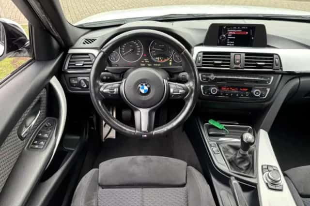 BMW 3-Serie (2014) thumbnail 12