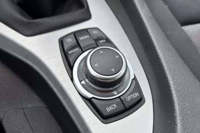 BMW X1 (2010) thumbnail 19
