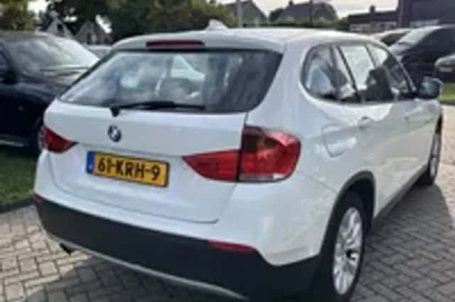 BMW X1 (2010) thumbnail 23