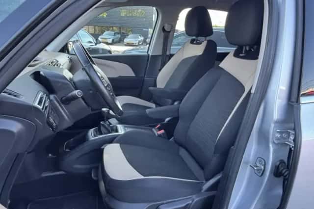Citroën C4 Picasso (2013) thumbnail 10