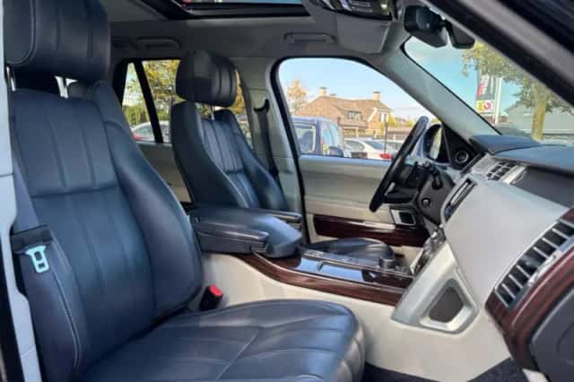 Land Rover Range Rover (2013) thumbnail 12