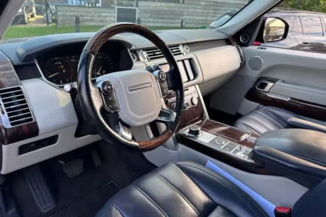 Land Rover Range Rover (2013) thumbnail 13