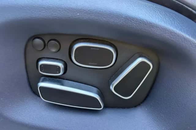 Land Rover Range Rover (2013) thumbnail 18
