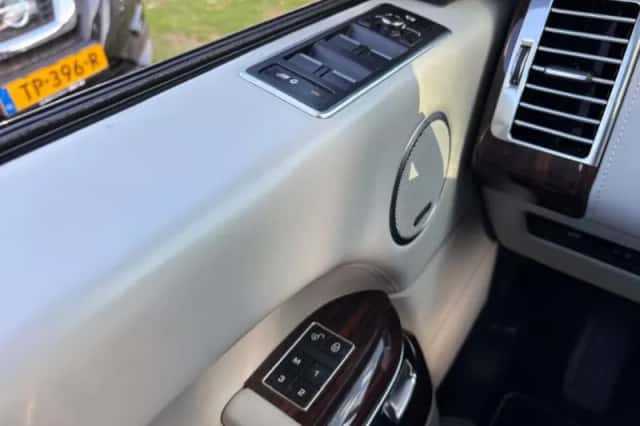 Land Rover Range Rover (2013) thumbnail 19