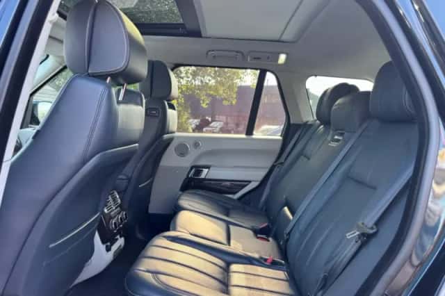 Land Rover Range Rover (2013) thumbnail 22