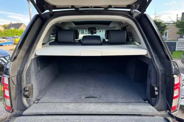 Land Rover Range Rover (2013) thumbnail 24