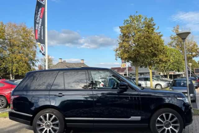 Land Rover Range Rover (2013) thumbnail 4