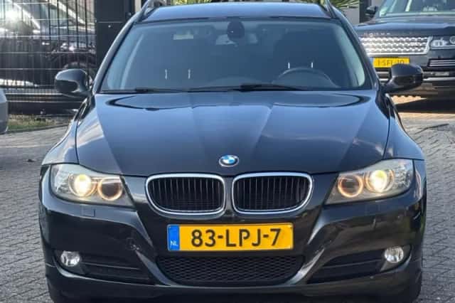 BMW 3-Serie (2010) thumbnail 2