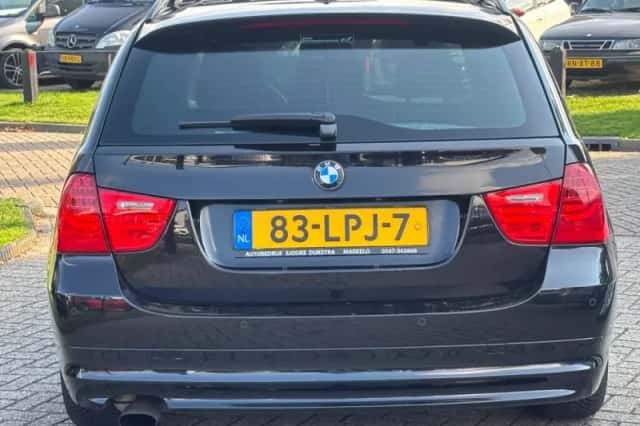 BMW 3-Serie (2010) thumbnail 6