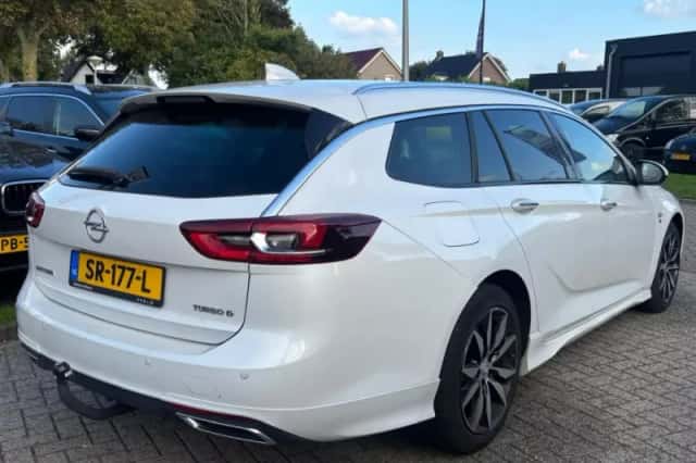 Opel Insignia Sports Tourer (2017) thumbnail 5