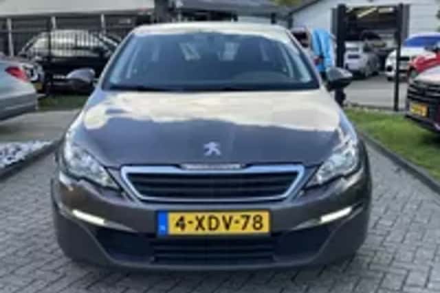 Peugeot 308 (2014) thumbnail 13