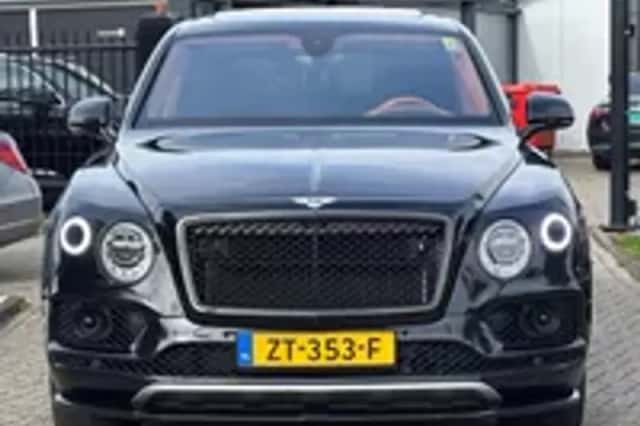 Bentley Bentayga (2018) thumbnail 37