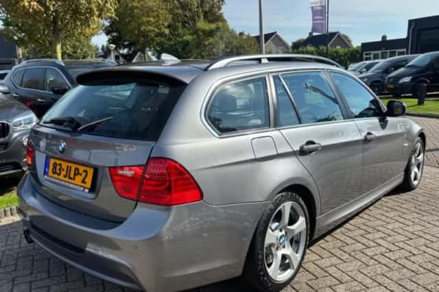 BMW 3-Serie (2009) thumbnail 5