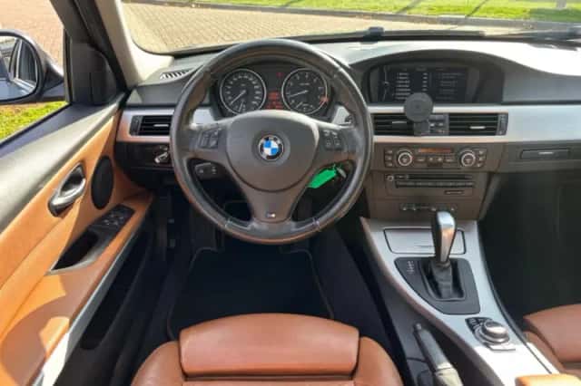 BMW 3-Serie (2009) thumbnail 9