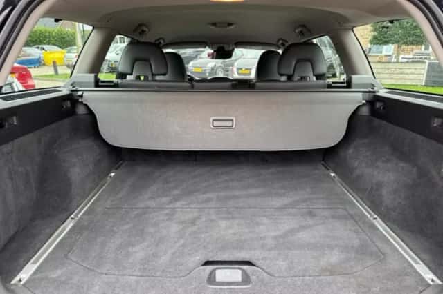 Volvo V70 (2015) thumbnail 21