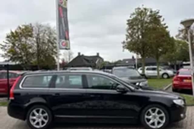 Volvo V70 (2015) thumbnail 26