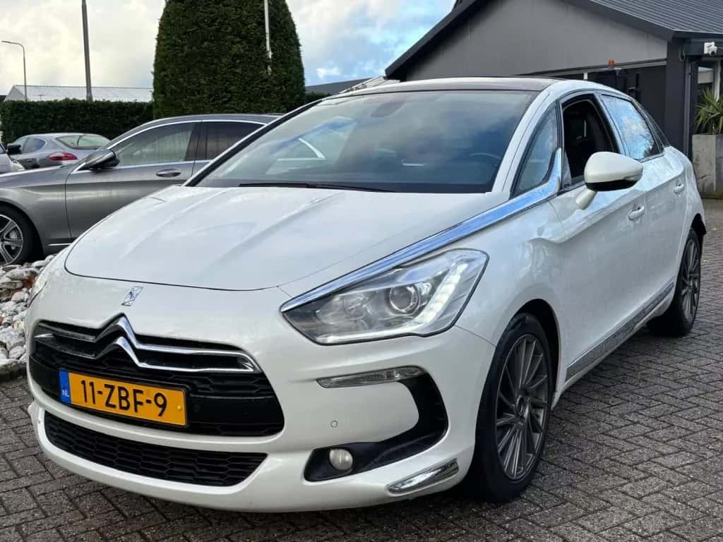Citroën DS5 (2012) — foto 1