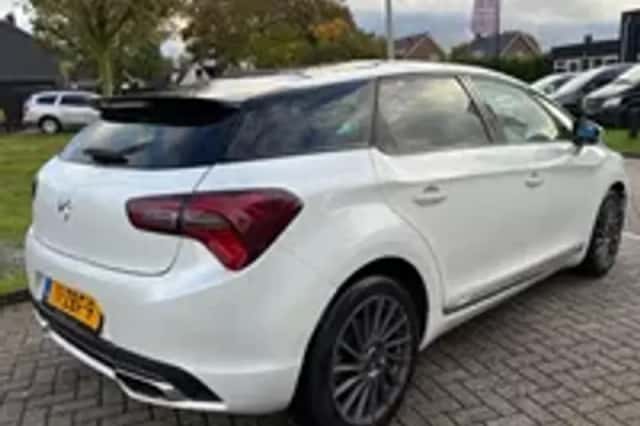 Citroën DS5 (2012) thumbnail 27
