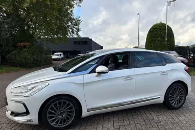 Citroën DS5 (2012) thumbnail 4