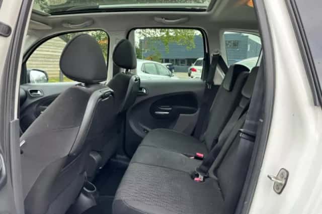 Citroën C3 Picasso (2010) thumbnail 14