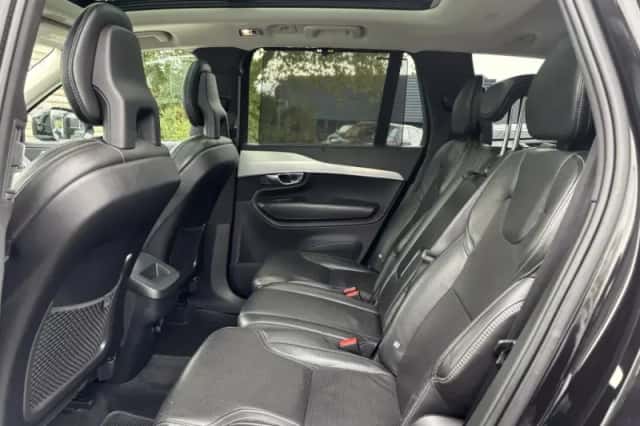 Volvo XC90 (2015) thumbnail 14