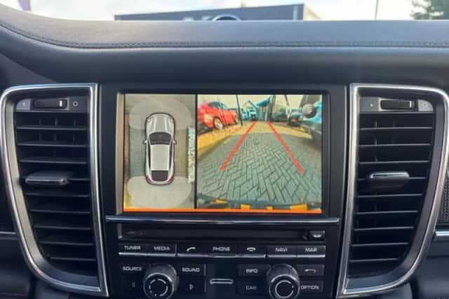 Porsche Panamera (2014) thumbnail 15