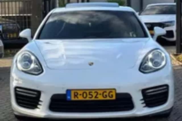 Porsche Panamera (2014) thumbnail 25
