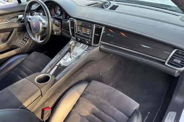 Porsche Panamera (2014) thumbnail 10