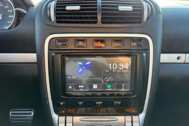 Porsche Cayenne (2004) thumbnail 21