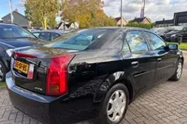 Cadillac CTS (2005) thumbnail 24