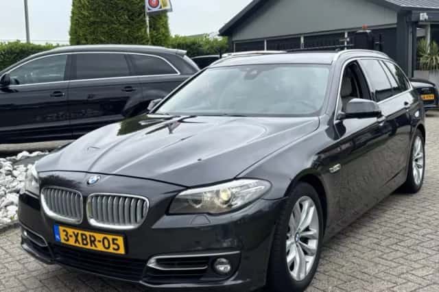 BMW 5-Serie (2014) thumbnail 1