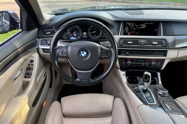 BMW 5-Serie (2014) thumbnail 13