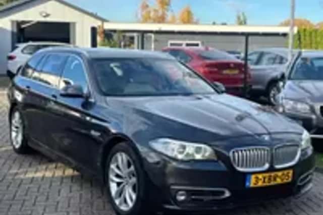 BMW 5-Serie (2014) thumbnail 27