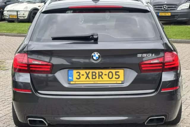 BMW 5-Serie (2014) thumbnail 6