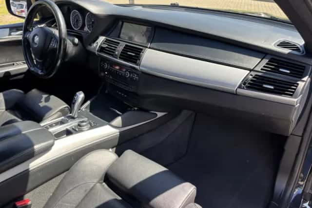 BMW X6 (2009) thumbnail 14