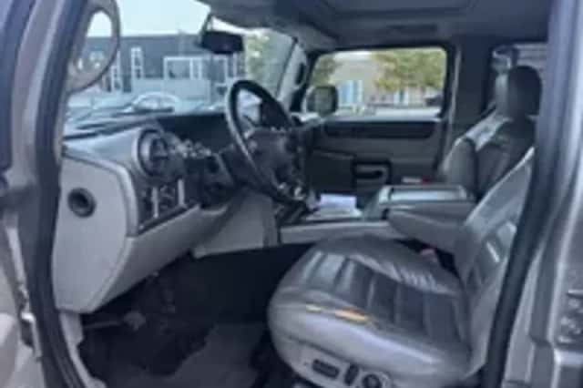 Hummer H2 (2003) thumbnail 9
