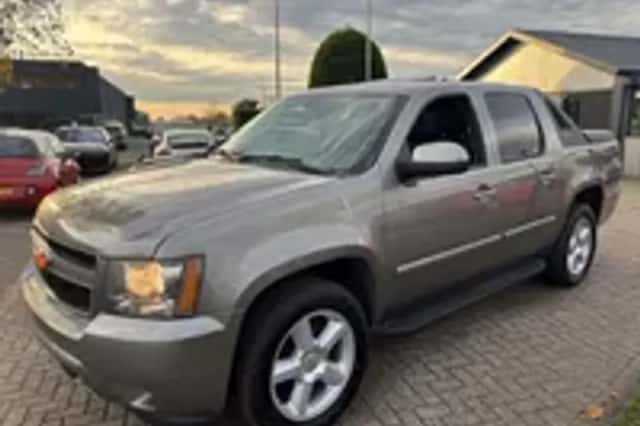 Chevrolet Avalanche (2007) thumbnail 20