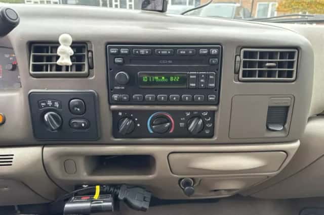 Ford USA F-350 (2004) thumbnail 18