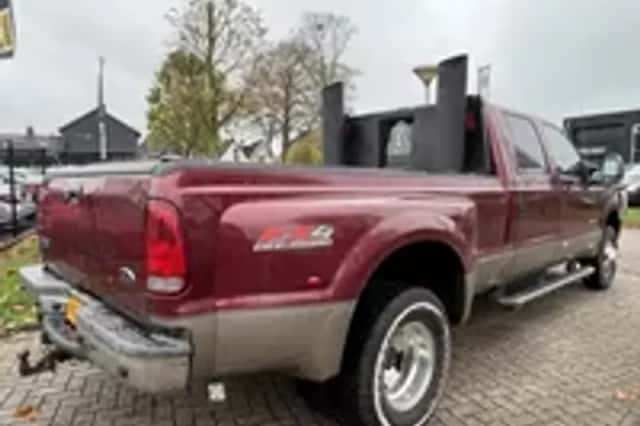 Ford USA F-350 (2004) thumbnail 22