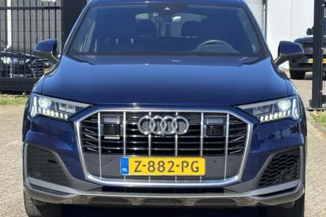 Audi Q7 (2020) thumbnail 2