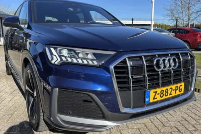 Audi Q7 (2020) thumbnail 9