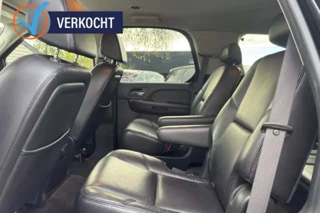 Cadillac Escalade (2009) thumbnail 12